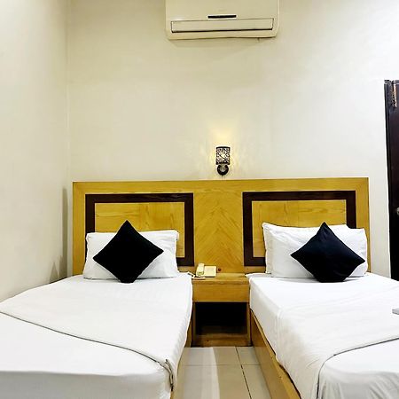 The Grand Hotel Multan Eksteriør billede