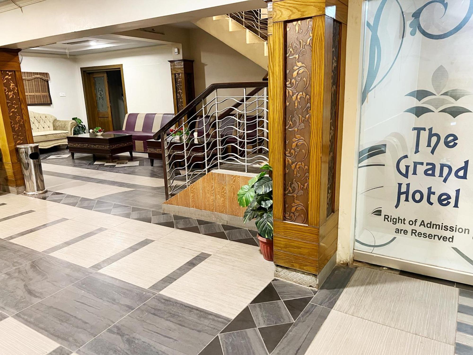 The Grand Hotel Multan Eksteriør billede